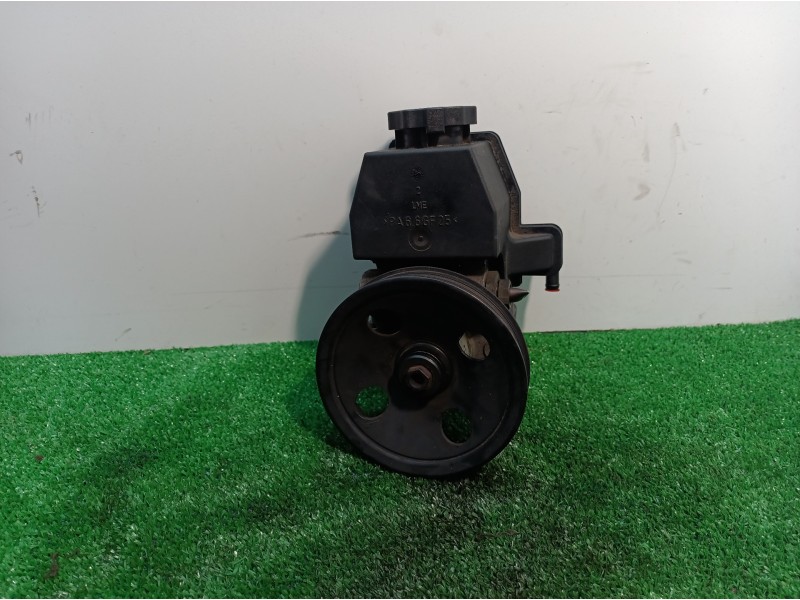 Recambio de bomba direccion para mercedes-benz clase c (w203) berlina 180 (203.035) referencia OEM IAM 0024668301 0024668301 002