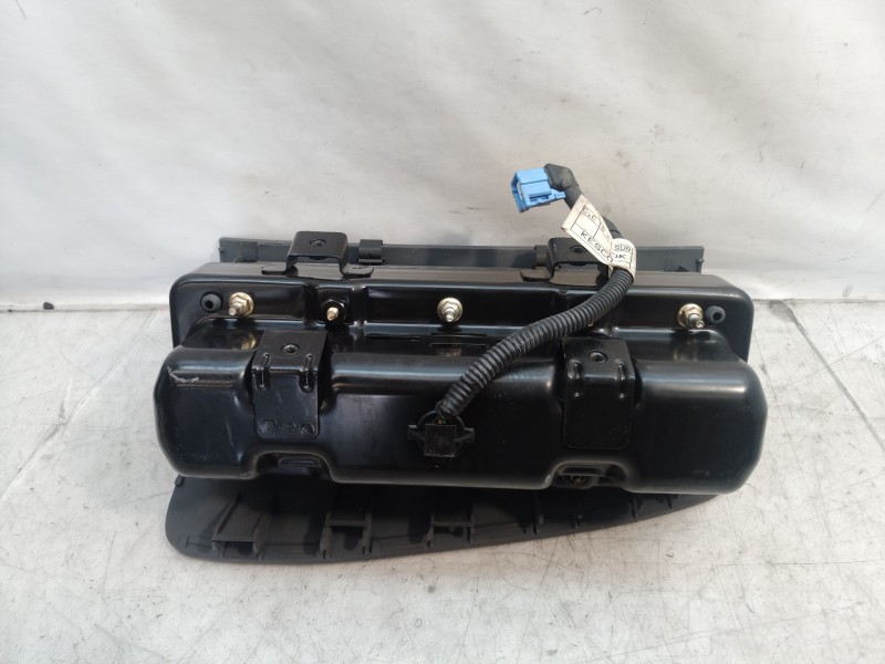 Recambio de airbag delantero derecho para kia carnival ii 2.9 crdi cat referencia OEM IAM K55657K50 K55657K50 K55657K50