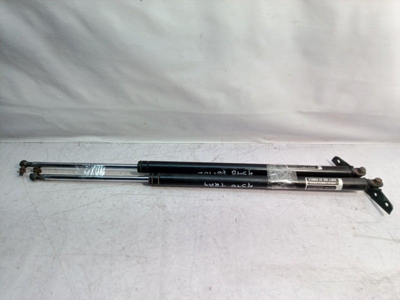 Recambio de amortiguadores maletero / porton para kia carnival ii 2.9 crdi cat referencia OEM IAM   