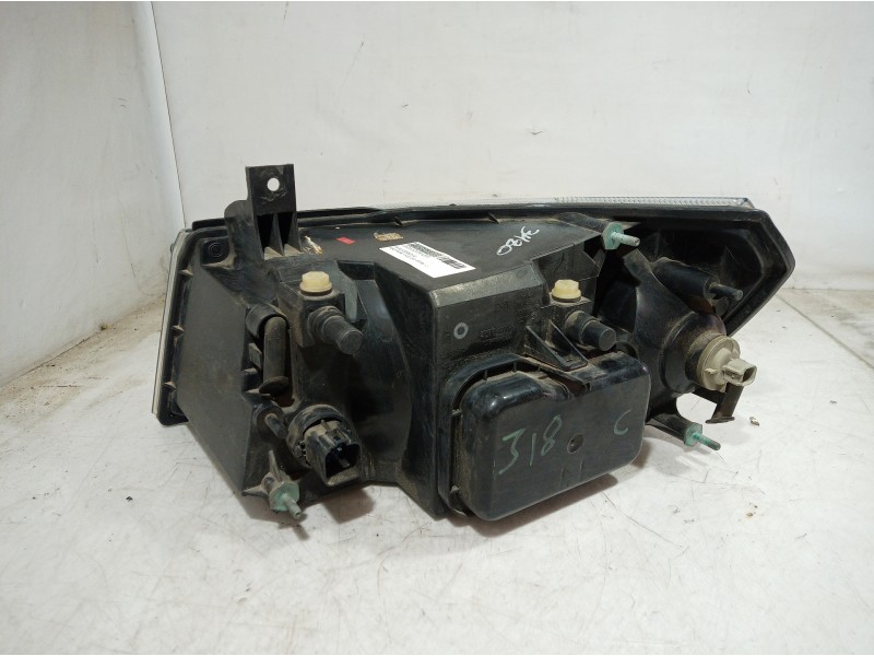 Recambio de faro derecho para ford transit mod. 2000 combi referencia OEM IAM 4C1613008 4C1613008 4C1613008