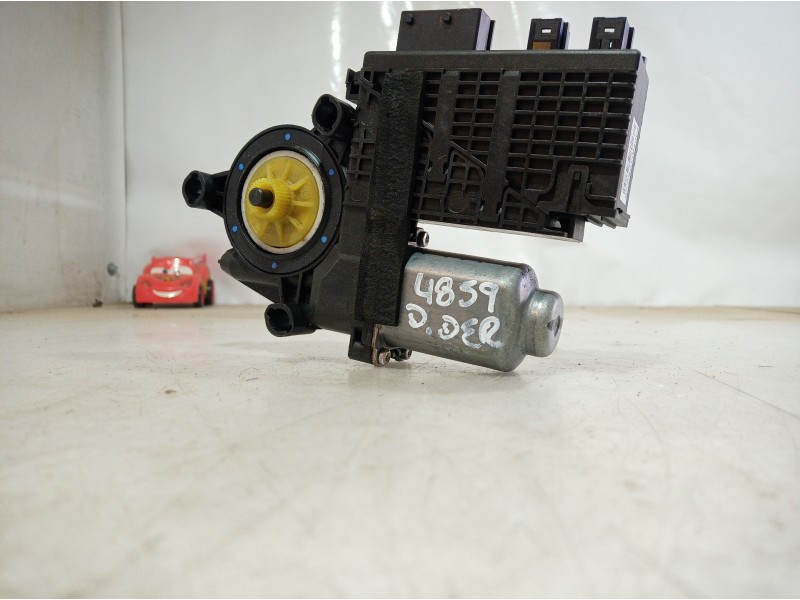 Recambio de motor elevalunas delantero derecho para citroën c4 picasso exclusive referencia OEM IAM 9682495680 9682495680 968249