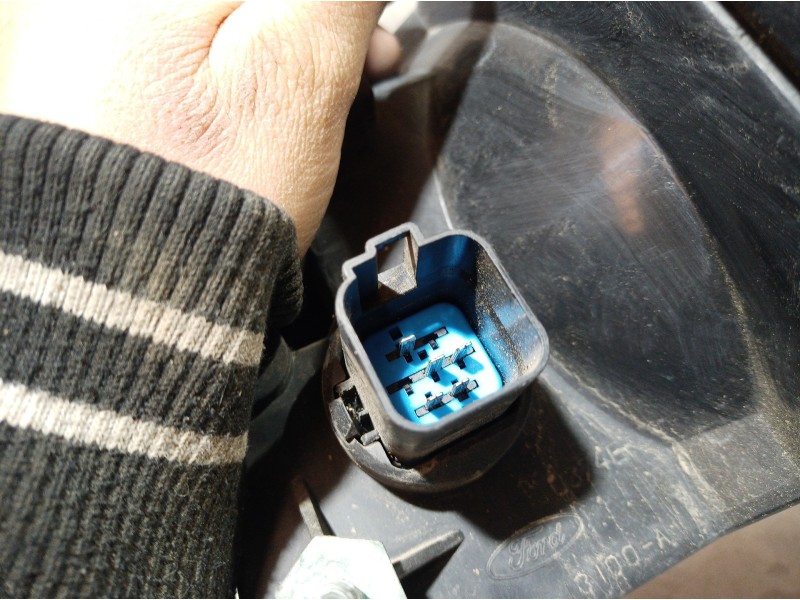 Recambio de faro derecho para ford transit mod. 2000 combi referencia OEM IAM 4C1613008 4C1613008 4C1613008