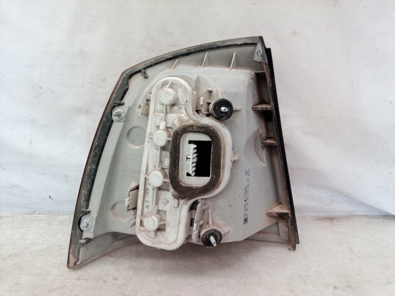 Recambio de piloto trasero derecho para opel astra g caravan 1.6 16v referencia OEM IAM 13117093 13117093 13117093