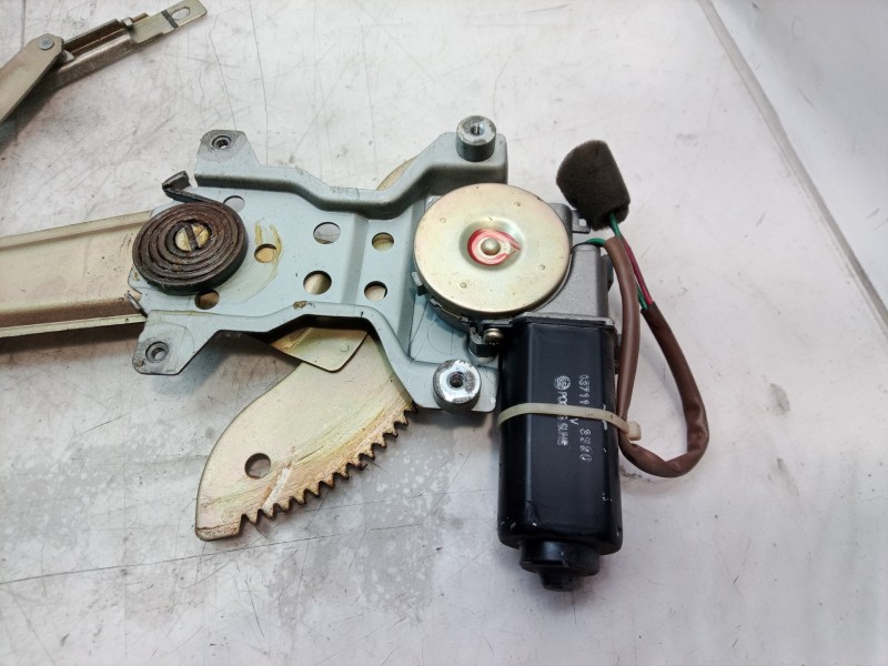 Recambio de elevalunas delantero derecho para kia carnival ii 2.9 crdi cat referencia OEM IAM 037113920 037113920 037113920