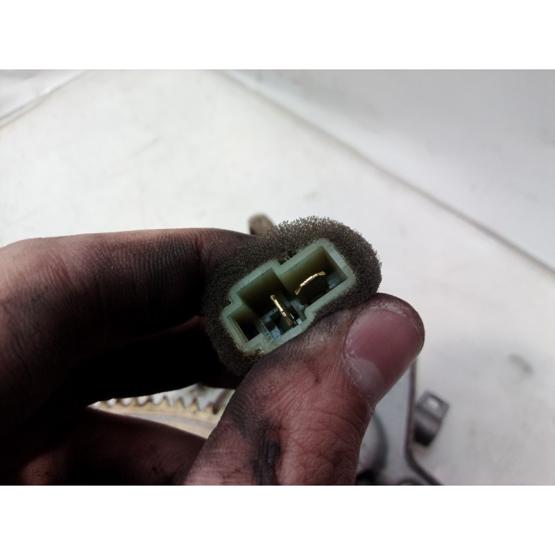 Recambio de elevalunas delantero derecho para kia carnival ii 2.9 crdi cat referencia OEM IAM 037113920 037113920 037113920