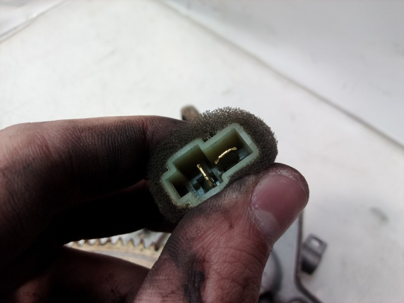 Recambio de elevalunas delantero derecho para kia carnival ii 2.9 crdi cat referencia OEM IAM 037113920 037113920 037113920