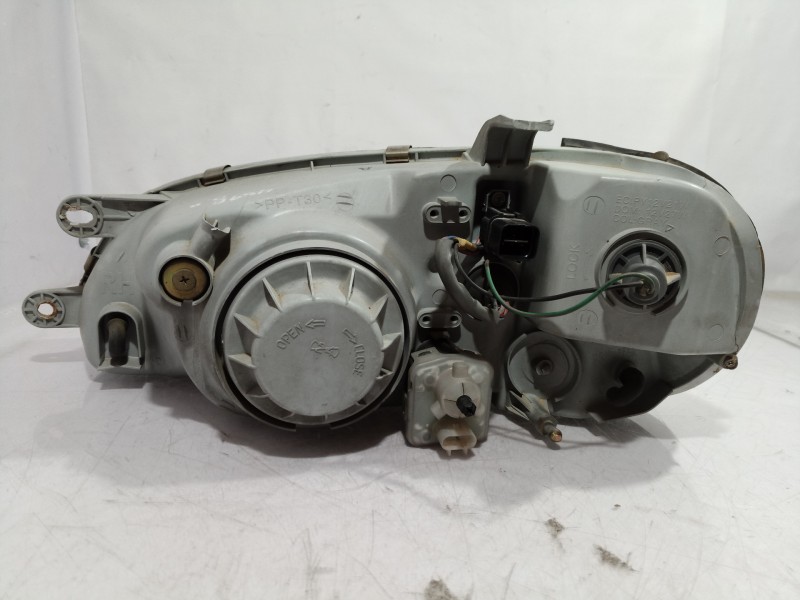 Recambio de faro derecho para kia carnival ii 2.9 crdi cat referencia OEM IAM   
