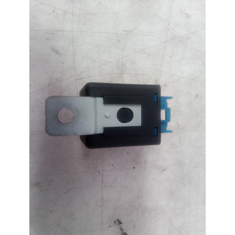 Recambio de rele para hyundai sonata (nf) 2.0 crdi comfort ii referencia OEM IAM 395104A000 395104A000 395104A000