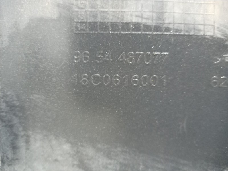 Recambio de paragolpes trasero para citroën c4 picasso exclusive referencia OEM IAM 18C0616001 18C0616001 18C0616001