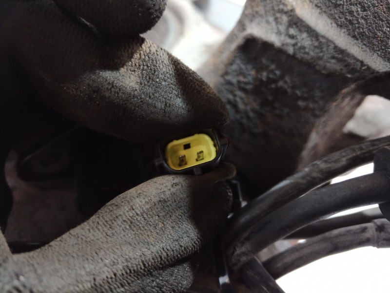 Recambio de mangueta delantera derecha para kia carnival ii 2.9 crdi cat referencia OEM IAM   