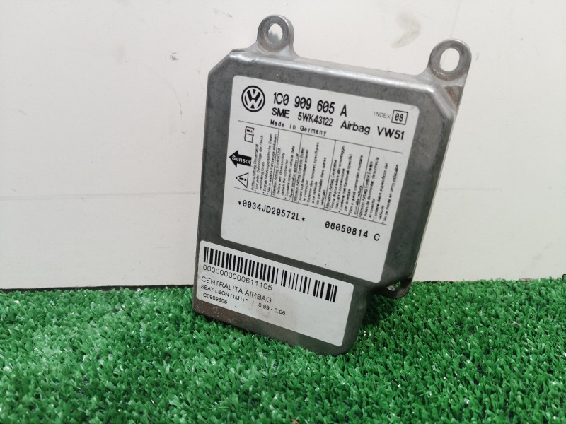 Recambio de centralita airbag para seat leon (1m1) referencia OEM IAM 1C0909605 1C0909605 5WK43122 Recambio de centralita airbag para seat leon (1m1) referencia OEM IAM 1C0909605 1C0909605 5WK43122