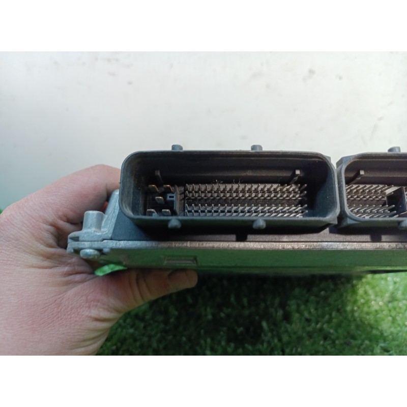 Recambio de centralita motor uce para seat ibiza (6l1) 1.2 12v referencia OEM IAM 03E906033P 03E906033P 5WP4019605