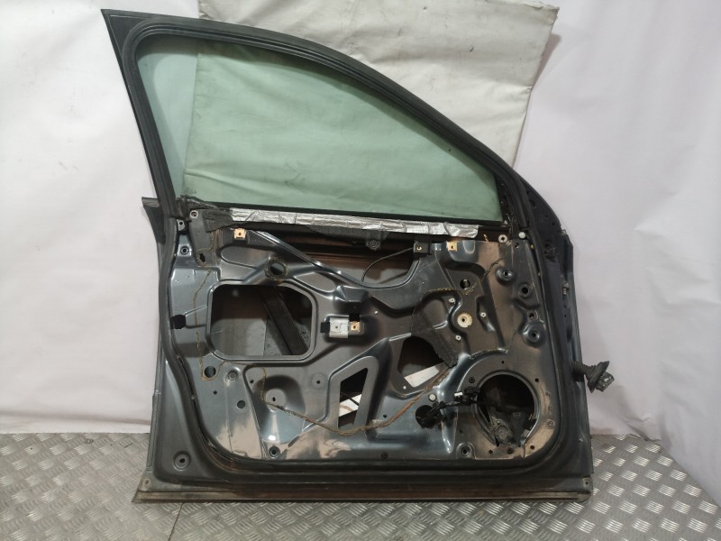 Recambio de puerta delantera izquierda para audi a4 berlina (8e) referencia OEM IAM   