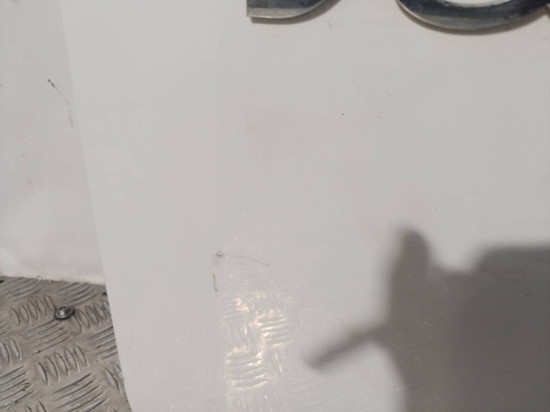 Recambio de porton trasero para kia soul referencia OEM IAM   