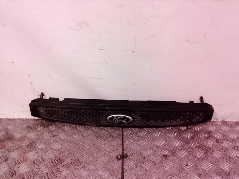Recambio de rejilla delantera para ford fiesta (cbk) ambiente referencia OEM IAM   