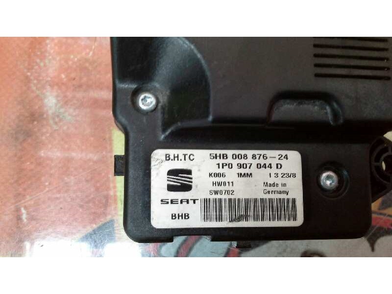 Recambio de mando climatizador para seat leon (1p1) referencia OEM IAM 5HB008876  
