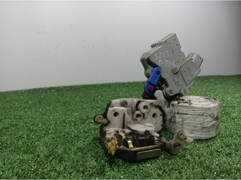 Recambio de cerradura puerta delantera derecha para nissan terrano/terrano.ii (r20) sport referencia OEM IAM   