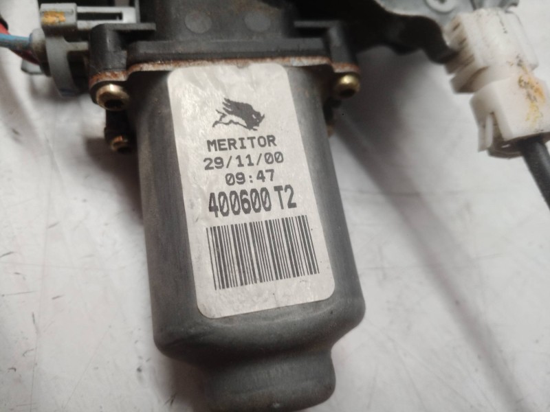 Recambio de elevalunas delantero derecho para nissan primera berlina (p11) básico referencia OEM IAM 807002F010 807002F010 80700