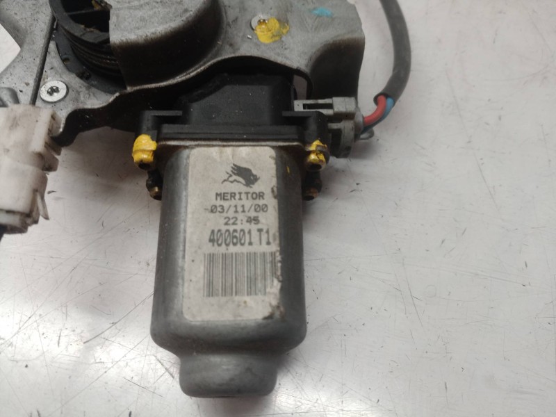 Recambio de elevalunas delantero izquierdo para nissan primera berlina (p11) básico referencia OEM IAM 807012F010 807012F010 807