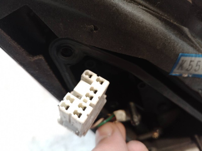 Recambio de retrovisor izquierdo para kia carnival ii 2.9 crdi cat referencia OEM IAM   