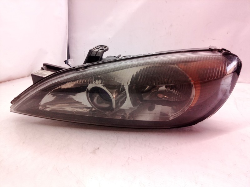 Recambio de faro izquierdo para nissan primera berlina (p11) básico referencia OEM IAM 89003044 89003044 89003044