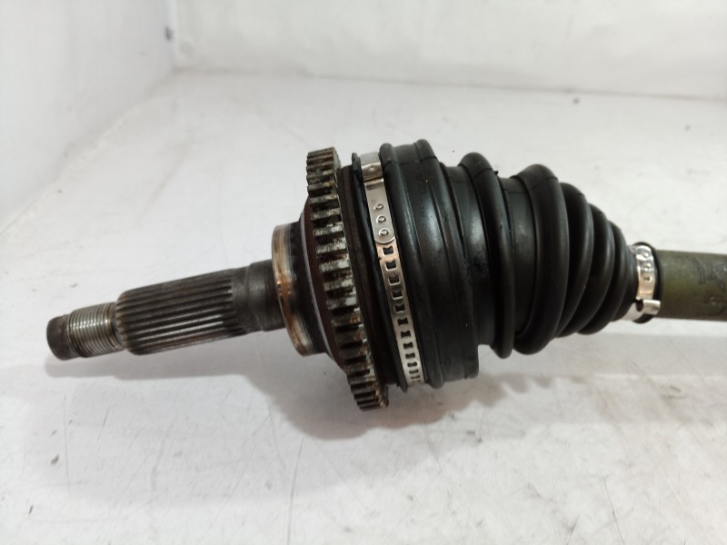 Recambio de transmision delantera izquierda para kia carnival ii 2.9 crdi cat referencia OEM IAM 495014D301 495014D301 495014D30