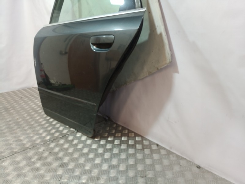 Recambio de puerta trasera izquierda para audi a4 berlina (8e) referencia OEM IAM   