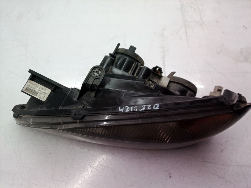 Recambio de faro izquierdo para nissan primera berlina (p11) básico referencia OEM IAM 89003044 89003044 89003044