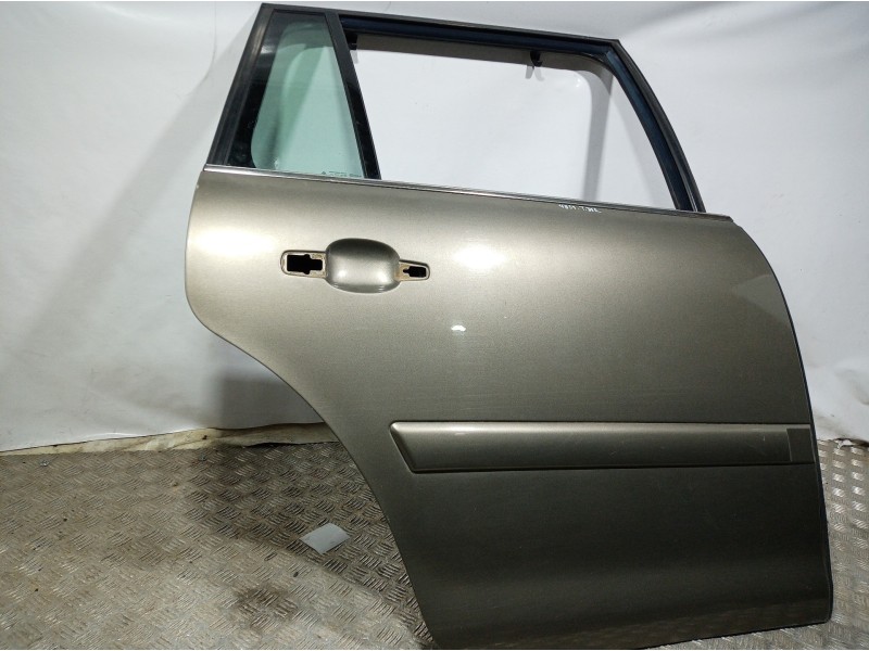Recambio de puerta trasera derecha para citroën c4 picasso exclusive referencia OEM IAM   