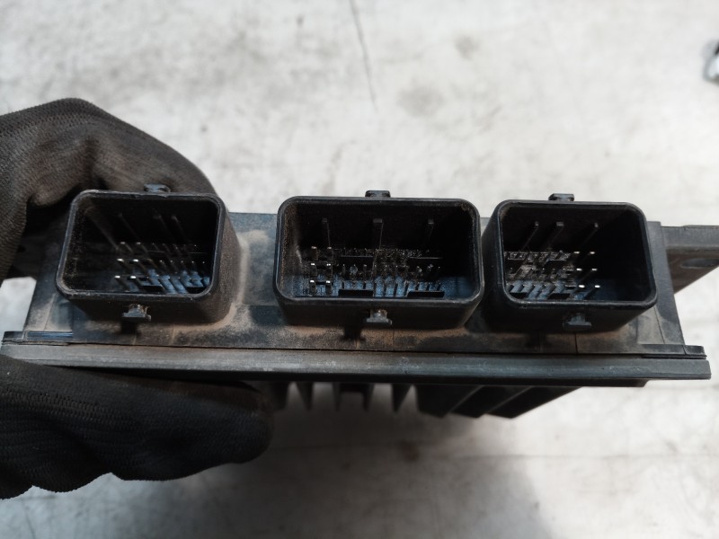 Recambio de centralita motor uce para nissan almera (n16/e) visia referencia OEM IAM 8200275911 0854664LVG 