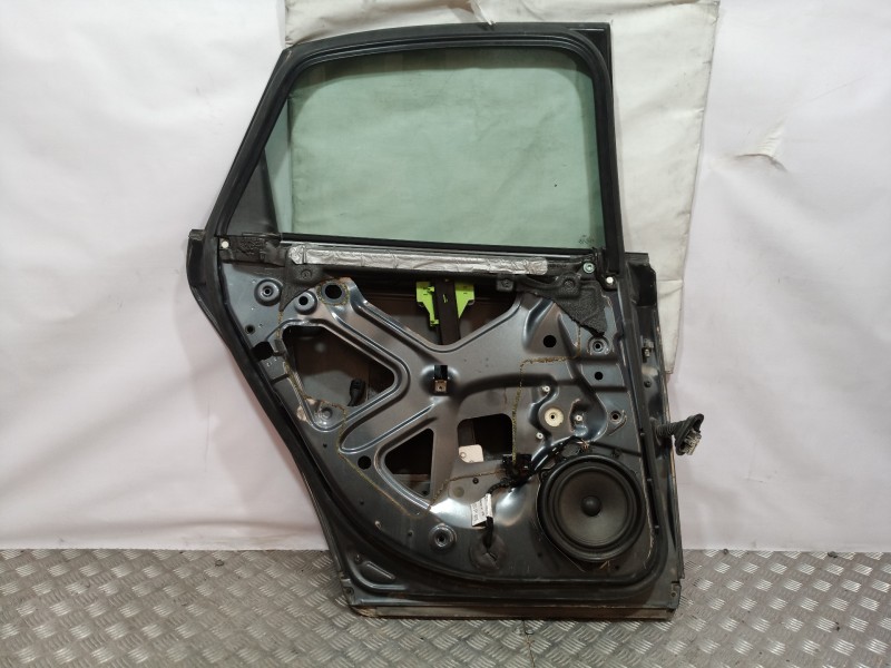Recambio de puerta trasera izquierda para audi a4 berlina (8e) referencia OEM IAM   