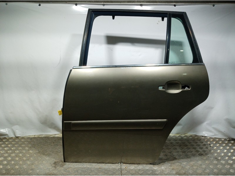 Recambio de puerta trasera izquierda para citroën c4 picasso exclusive referencia OEM IAM   
