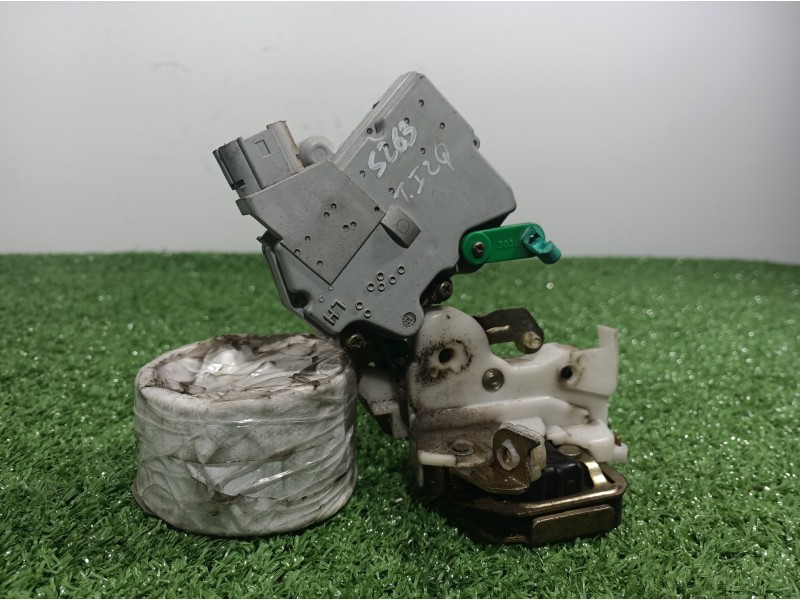 Recambio de cerradura puerta trasera izquierda para nissan terrano/terrano.ii (r20) sport referencia OEM IAM   