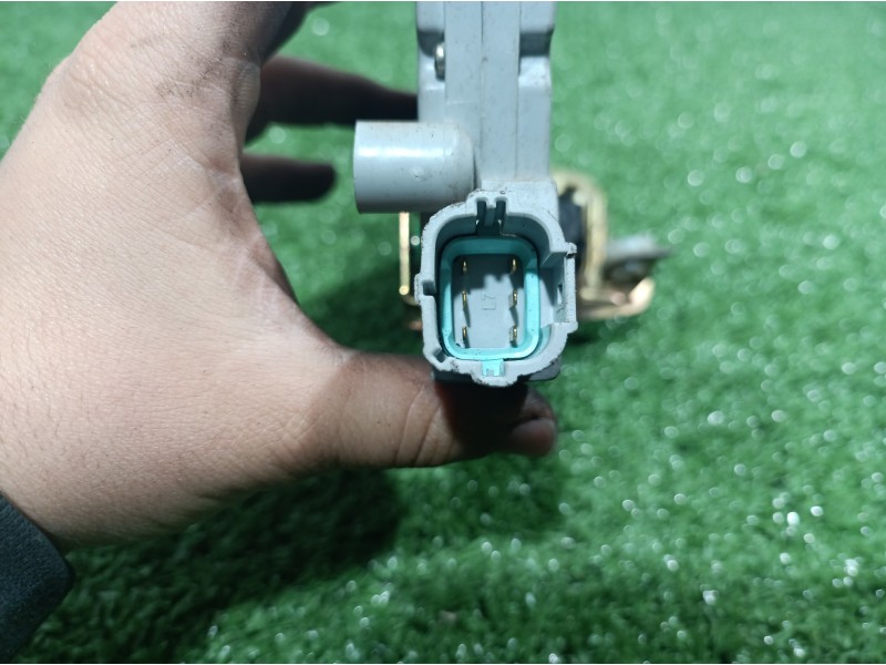 Recambio de cerradura puerta trasera izquierda para nissan terrano/terrano.ii (r20) sport referencia OEM IAM   