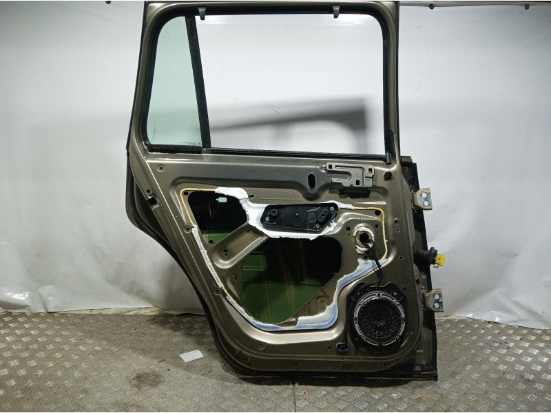 Recambio de puerta trasera izquierda para citroën c4 picasso exclusive referencia OEM IAM   