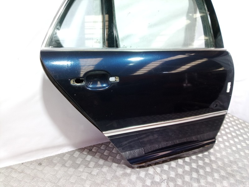 Recambio de puerta trasera derecha para volkswagen phaeton (3d2/3d8) referencia OEM IAM   