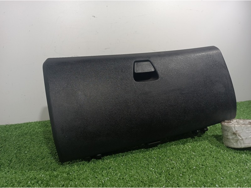 Recambio de guantera para peugeot 108 active referencia OEM IAM 555500H010 555500H010 555520H010