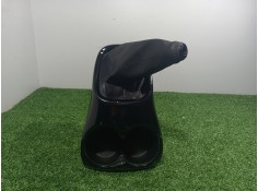 Recambio de guarnecidos palanca cambio para peugeot 108 active referencia OEM IAM 588040H020 588040H020 588040H020