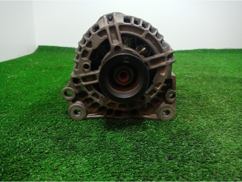 Recambio de alternador para seat ibiza (6l1) 1.4 16v referencia OEM IAM 037903025M 037903025M 0124325013385