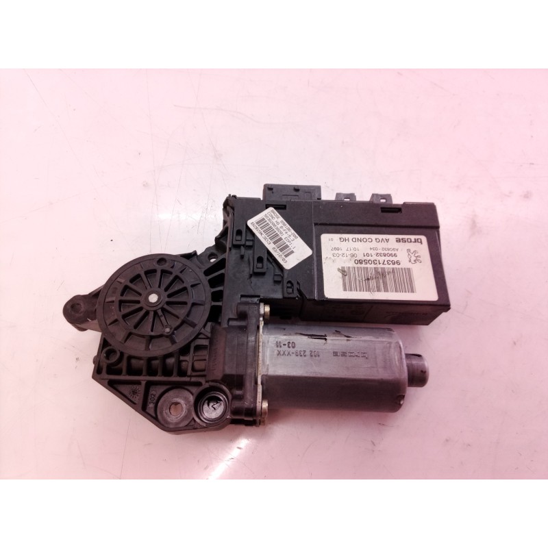 Recambio de motor elevalunas delantero izquierdo para peugeot 307 break / sw (s1) break xs referencia OEM IAM 0130821767 0130821