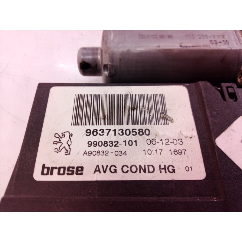 Recambio de motor elevalunas delantero izquierdo para peugeot 307 break / sw (s1) break xs referencia OEM IAM 0130821767 0130821