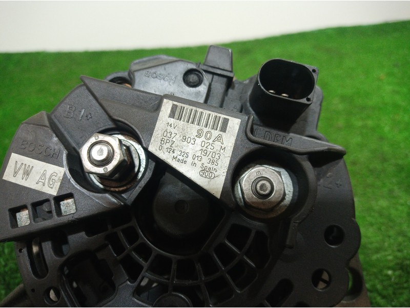 Recambio de alternador para seat ibiza (6l1) 1.4 16v referencia OEM IAM 037903025M 037903025M 0124325013385