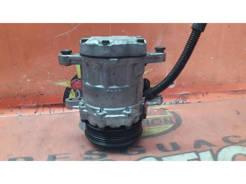 Recambio de compresor aire acondicionado para ford fiesta (cbk) steel referencia OEM IAM 5013004434 7172 5013004434
