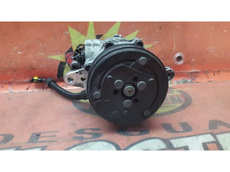Recambio de compresor aire acondicionado para ford fiesta (cbk) steel referencia OEM IAM 5013004434 7172 5013004434