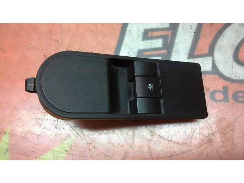 Recambio de mando elevalunas delantero derecho para opel zafira b essentia referencia OEM IAM   
