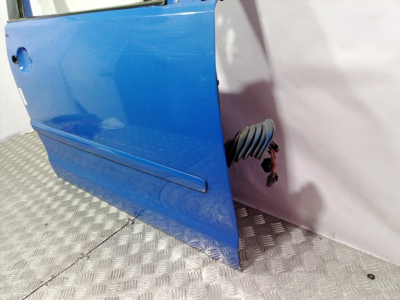 Recambio de puerta delantera derecha para volkswagen polo (9n1) referencia OEM IAM   