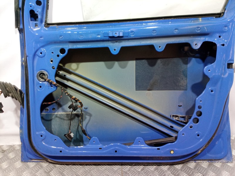 Recambio de puerta delantera derecha para volkswagen polo (9n1) referencia OEM IAM   