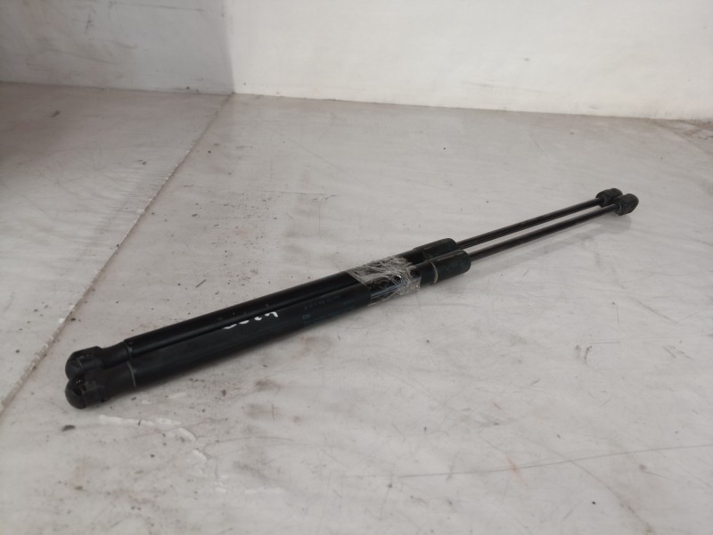 Recambio de amortiguadores maletero / porton para volkswagen polo (6r1) advance referencia OEM IAM 6R6827550 6R6827550 6R6827550