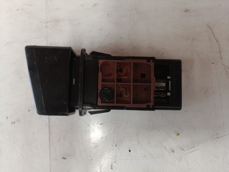 Recambio de warning para mazda 5 berl. (cr) 2.0 crtd sportive (105kw) referencia OEM IAM 15A468 15A468 15A468