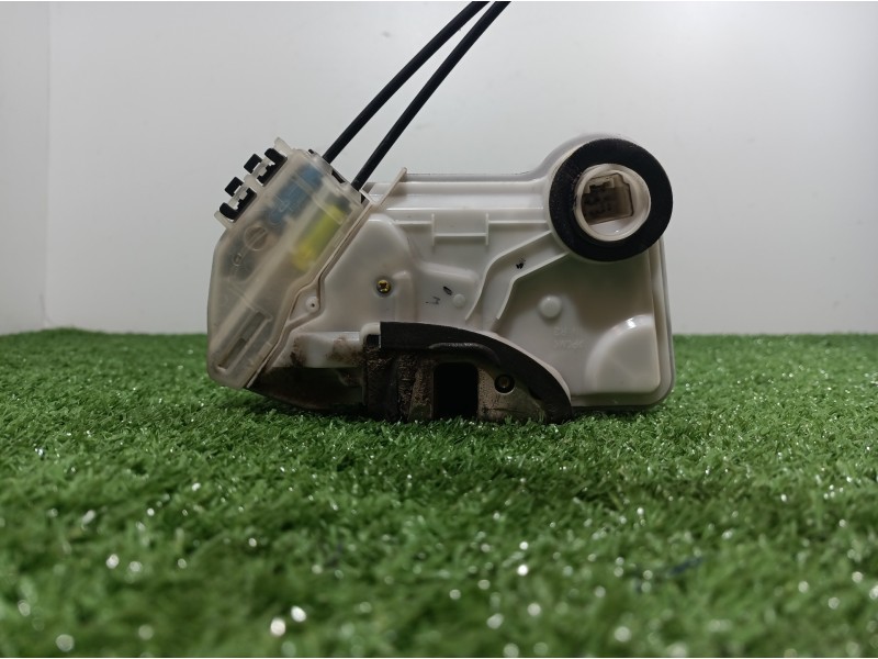 Recambio de cerradura puerta delantera derecha para peugeot 108 active referencia OEM IAM   